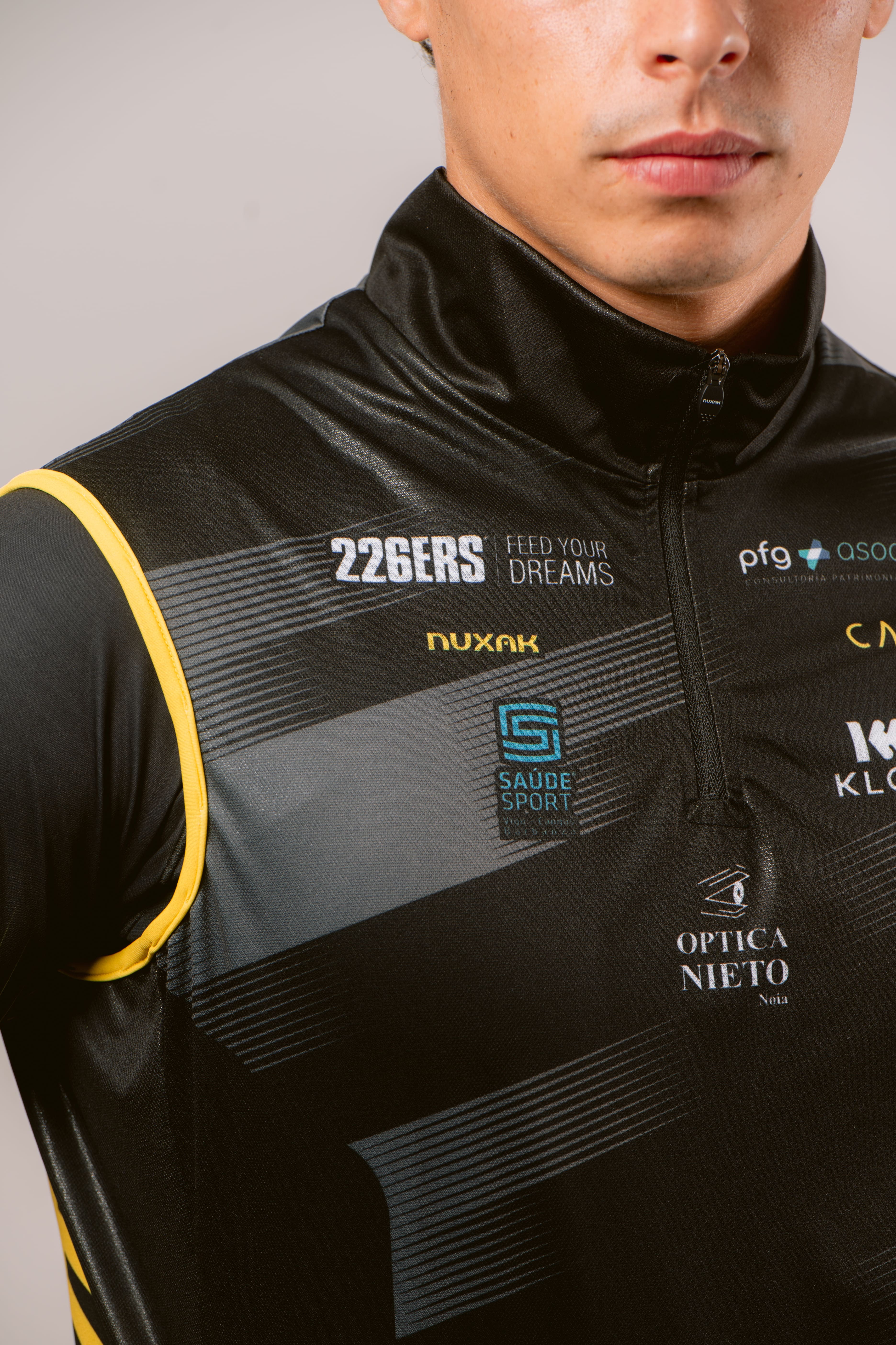 NUXAK Ropa Deportiva Personalizada